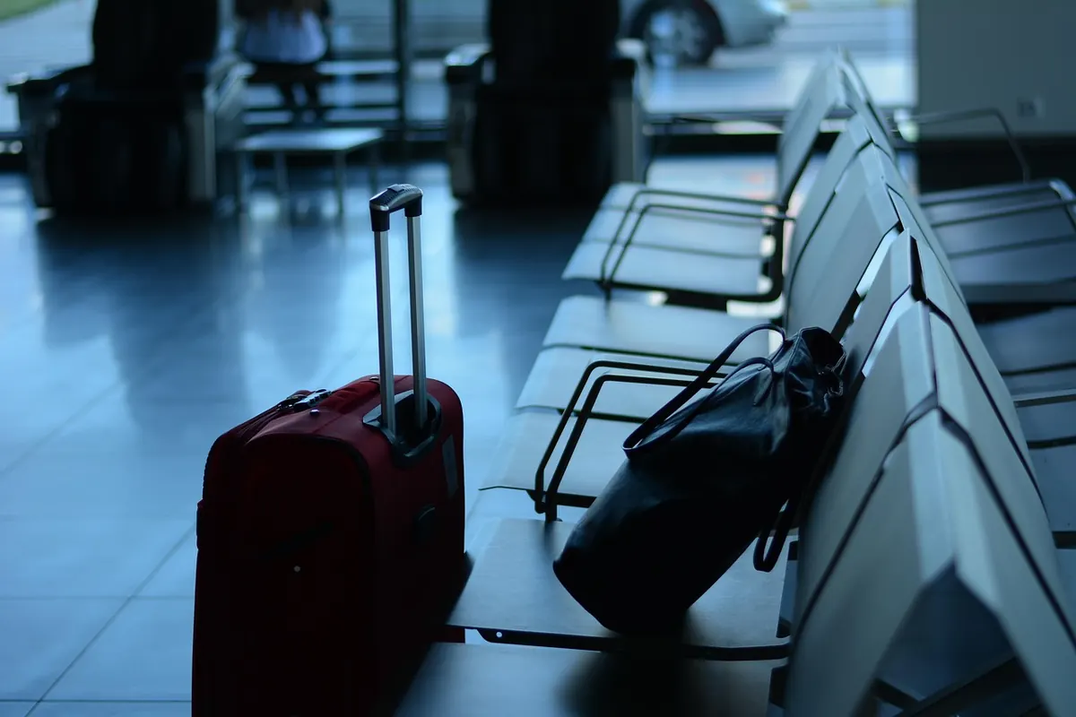 Checklist: Packing a Carry-On for a Weekend City Break in Shoulder Season